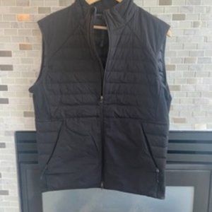 Black men's lululemon outdoor vest